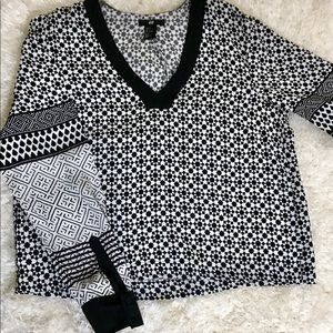 H&M Black and White Patterned Blouse